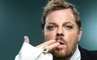 Illustration for article titled Eddie Izzard / I Am An Asshole